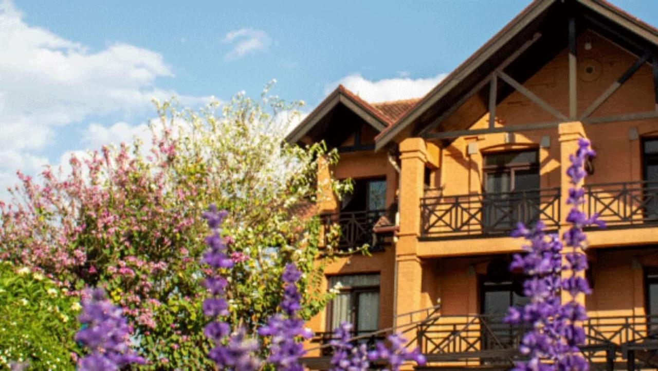 Radisson Hotel Tamboho Waterfront Antananarivo Exterior foto