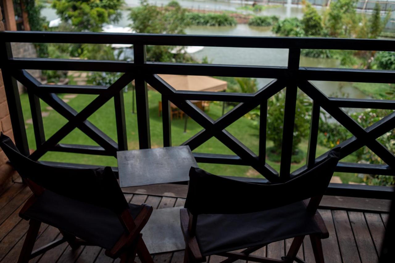 Radisson Hotel Tamboho Waterfront Antananarivo Exterior foto